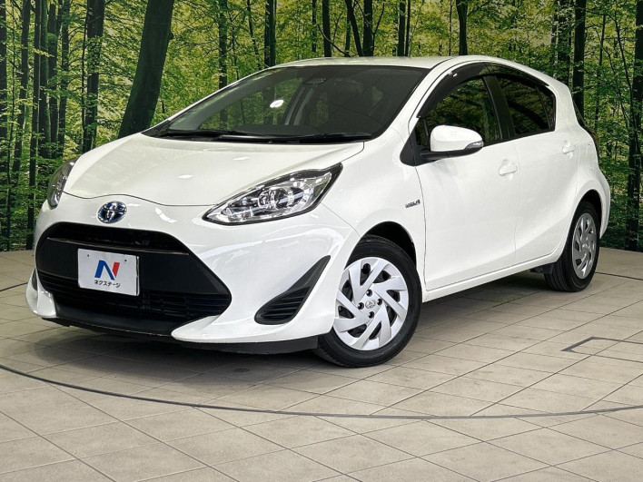 2017 Toyota Aqua DAA-NHP10 (UW-6a36052fb0a36)[0]