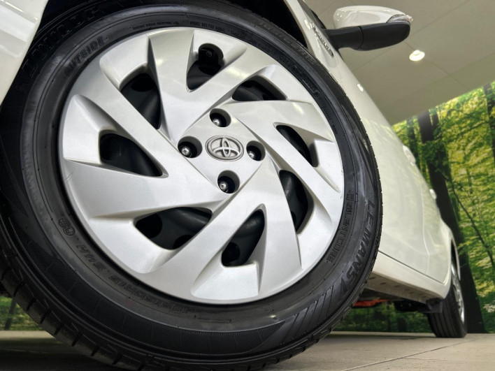2017 Toyota Aqua DAA-NHP10 (UW-6a36052fb0a36)[8]