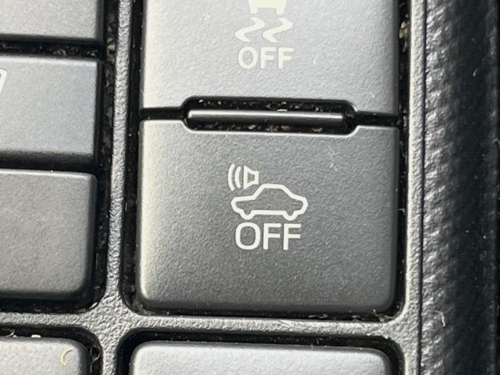 2018 Toyota Aqua DAA-NHP10H (UW-6a360530dc74d)[17]