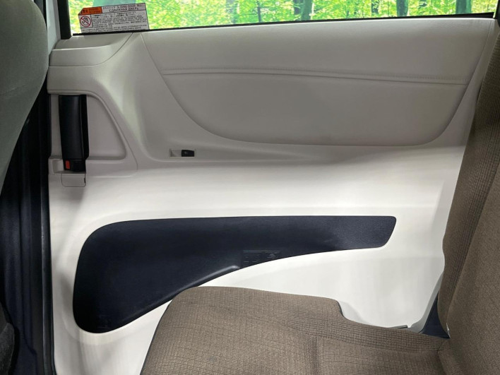 2016 Toyota Sienta DBA-NSP170G (UW-6a36053648338)[8]