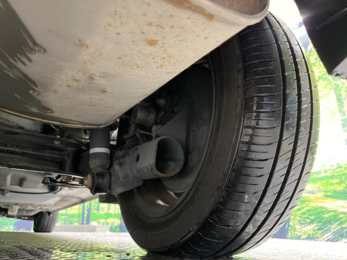 2016 Toyota Sienta DBA-NSP170G (UW-6a36053648338)[11]