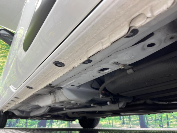 2016 Toyota Sienta DBA-NSP170G (UW-6a36053648338)[9]