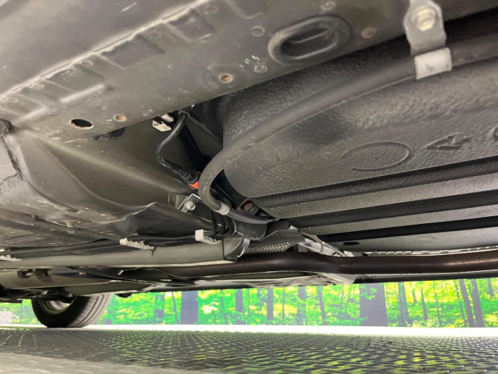 2017 Toyota Sienta DBA-NSP170G (UW-6a360536b4a66)[16]
