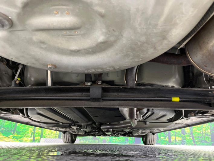2017 Toyota Sienta DBA-NSP170G (UW-6a360536b4a66)[17]
