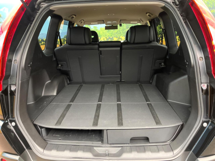 2013 Nissan X-Trail DBA-NT31 (UW-6a360539a7b02)[28]