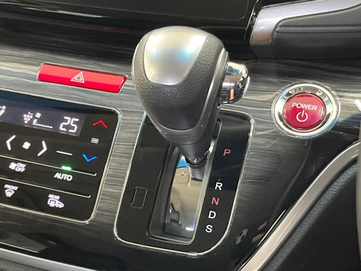 2016 Honda Odyssey Hybrid DAA-RC4 (UW-6a3605433803e)[27]