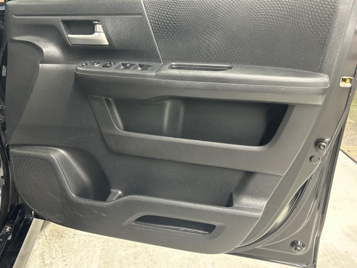 2014 Honda Stepwgn Spada DBA-RK5 (UW-6a360544dd60f)[15]
