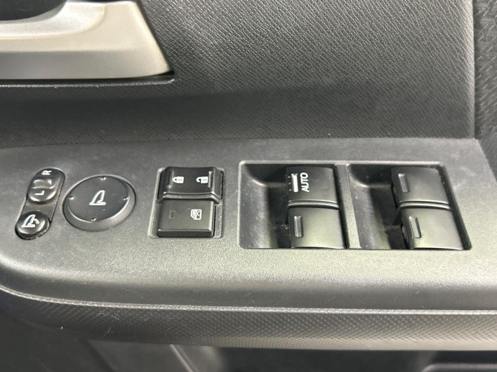 2014 Honda Stepwgn Spada DBA-RK5 (UW-6a360544dd60f)[14]