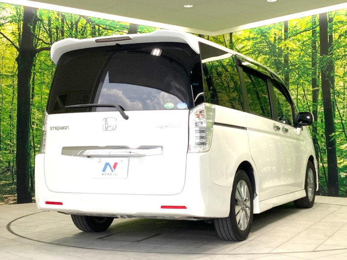 2015 Honda Stepwgn Spada DBA-RK5 (UW-6a36054502321)[25]