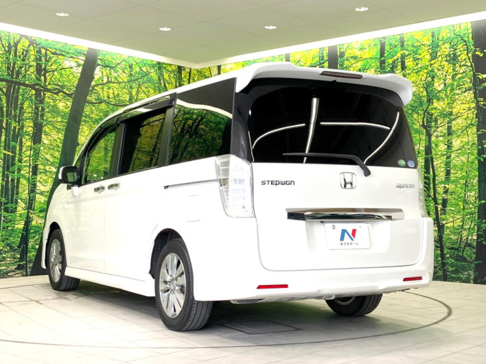 2015 Honda Stepwgn Spada DBA-RK5 (UW-6a36054502321)[15]
