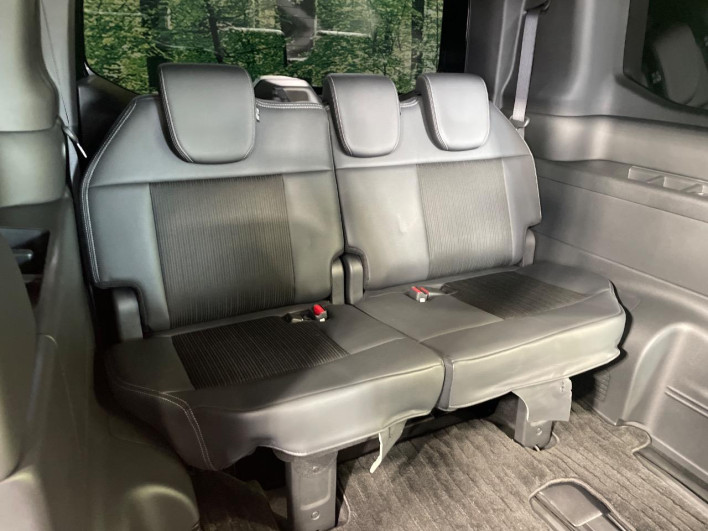 2022 Honda Step Wagon 6AA-RP8 (UW-6a360548bd9f9)[29]