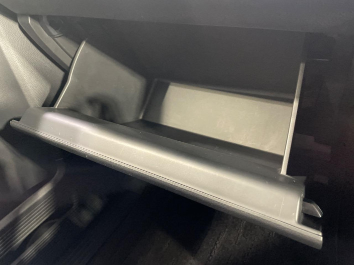2022 Honda Step Wagon 6AA-RP8 (UW-6a360548bd9f9)[24]
