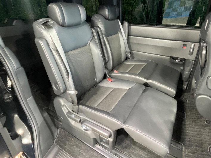 2022 Honda Step Wagon 6AA-RP8 (UW-6a360548bd9f9)[28]