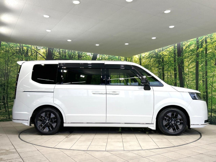 2024 Honda Step Wagon 6AA-RP8 (UW-6a36054a03858)[29]