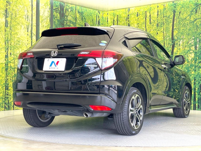 2017 Honda VEZEL DAA-RU3 (UW-6a36054ce5411)[18]