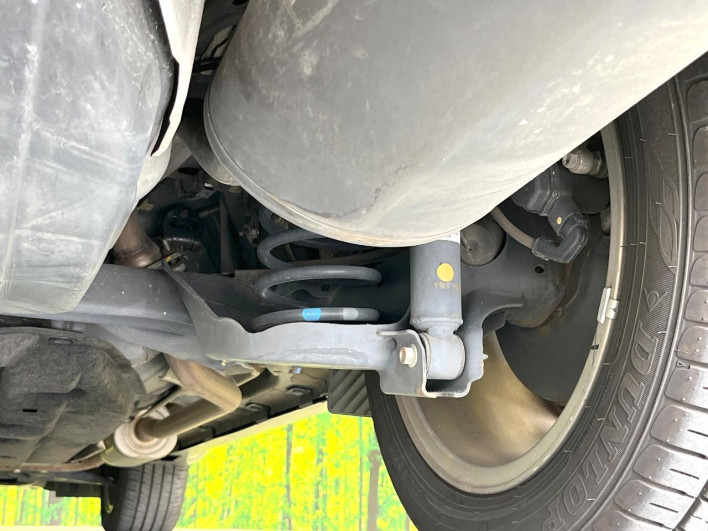 2017 Honda VEZEL DAA-RU3 (UW-6a36054ce5411)[26]
