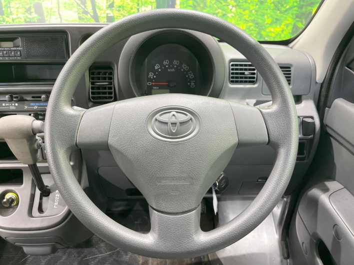 2014 Toyota PIXIS VAN EBD-S331M (UW-6a360559b8e9d)[23]