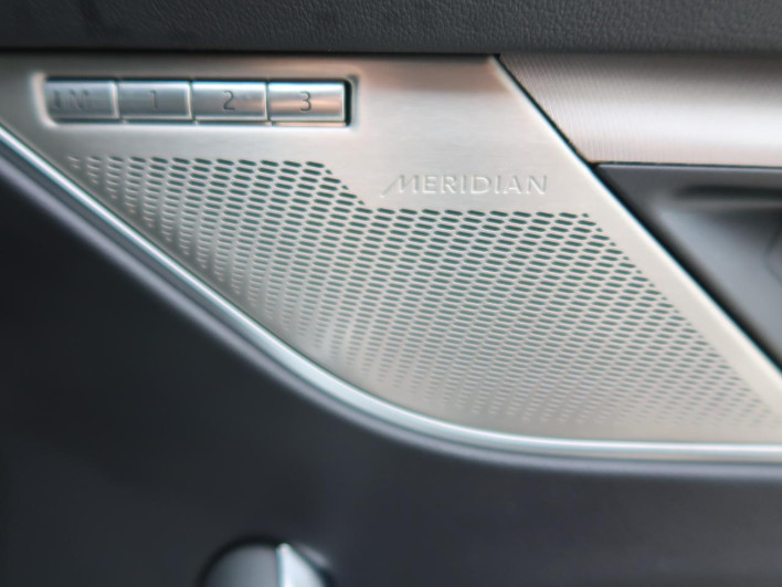 2021 Jaguar F Pace 3CA-DC2NC (UW-6a36055c625ae)[17]