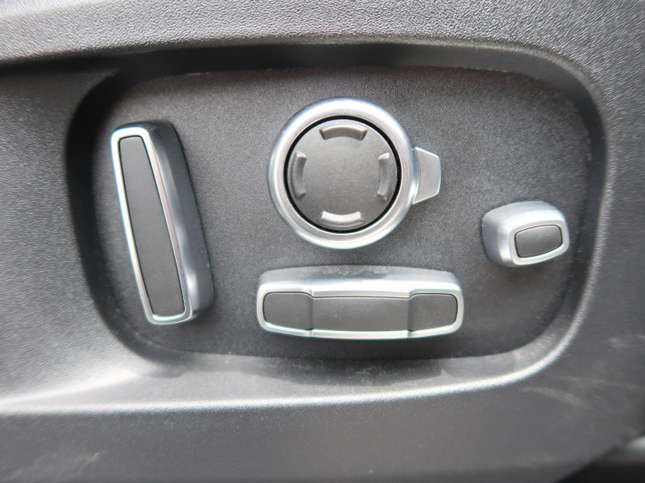 2021 Jaguar F Pace 3CA-DC2NC (UW-6a36055c625ae)[16]