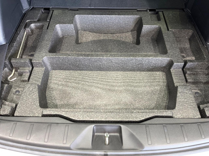 2014 Subaru Forester DBA-SJ5 (UW-6a360560deeb4)[10]