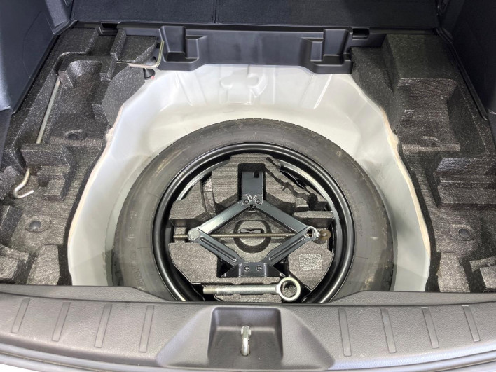 2014 Subaru Forester DBA-SJ5 (UW-6a360560deeb4)[9]