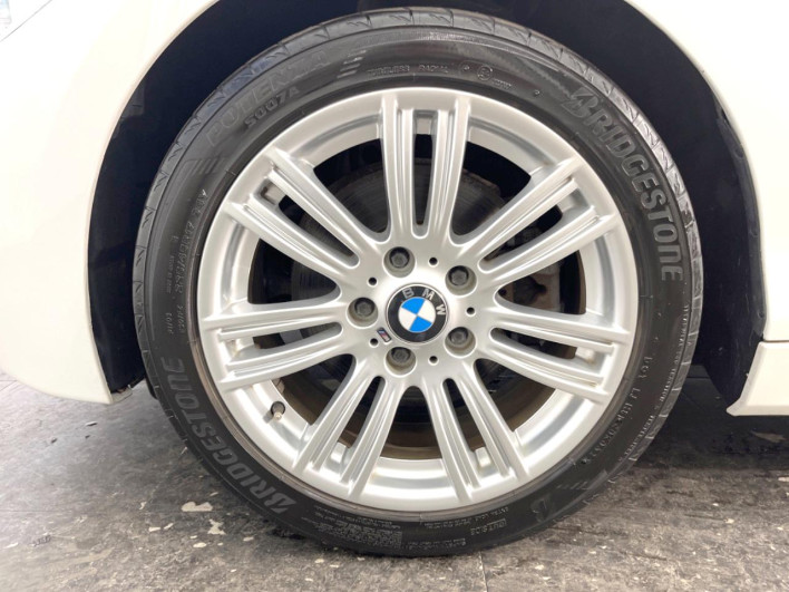 2016 BMW 1 Series LDA-1S20 (UW-6a3605812a80c)[8]