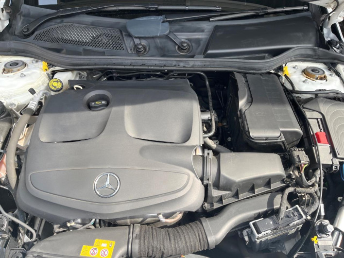 2018 Mercedes Benz CLA Class Shooting Brake DBA-117942 (UW-6a36058613e0d)[4]