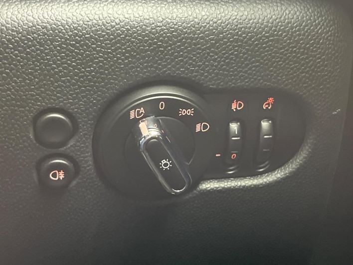 2022 Rover Mini 3DA-XV20MW (UW-6a36058a09ac2)[6]