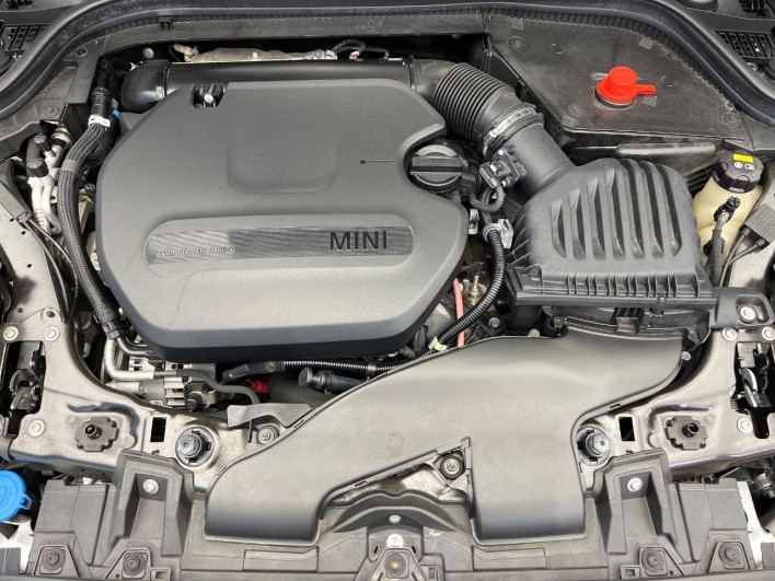 2022 Rover Mini 3DA-XV20MW (UW-6a36058a09ac2)[25]
