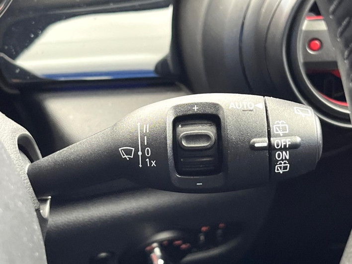 2022 Rover Mini 3DA-XV20MW (UW-6a36058a09ac2)[9]