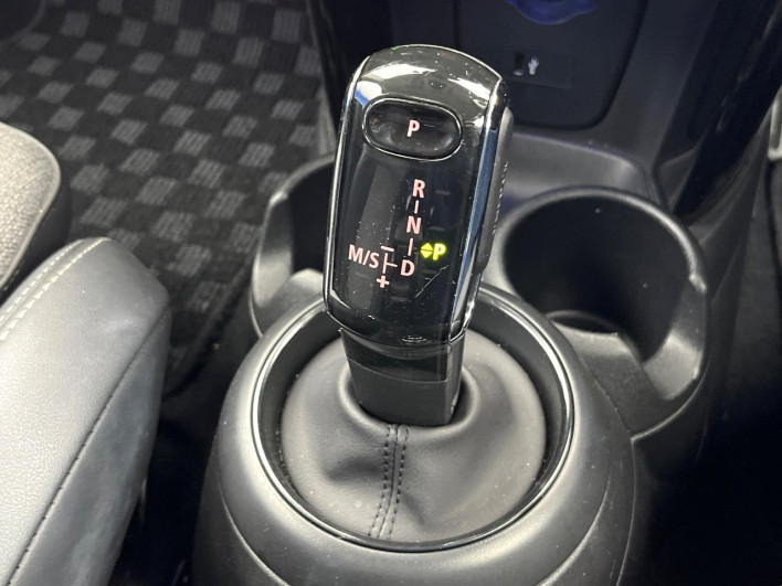 2022 Rover Mini 3DA-XV20MW (UW-6a36058a09ac2)[20]