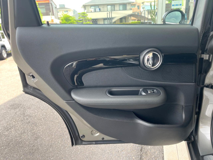 2018 Rover Mini LDA-LR20 (UW-6a36058b210f4)[20]