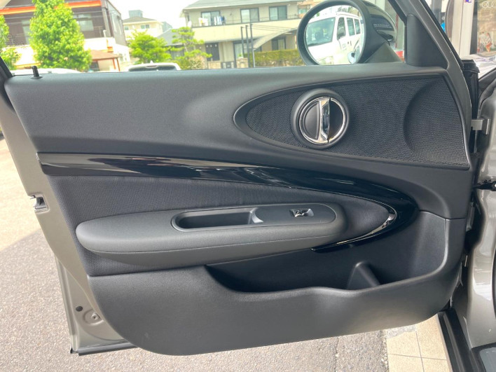 2018 Rover Mini LDA-LR20 (UW-6a36058b210f4)[18]