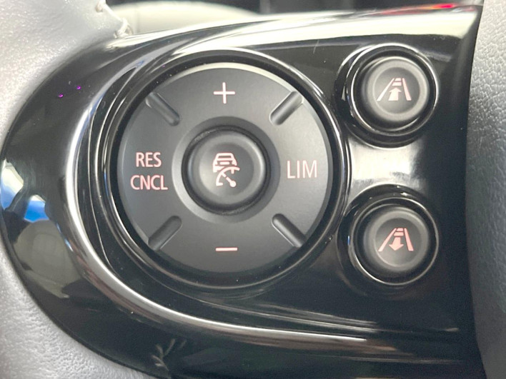 2018 Rover Mini DBA-LN20 (UW-6a36058b4c031)[22]