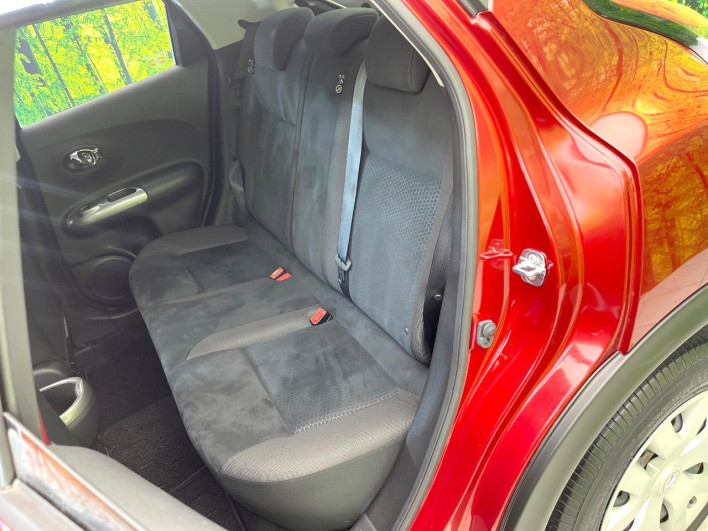 2015 Nissan JUKE DBA-YF15 (UW-6a36058ee53ae)[14]