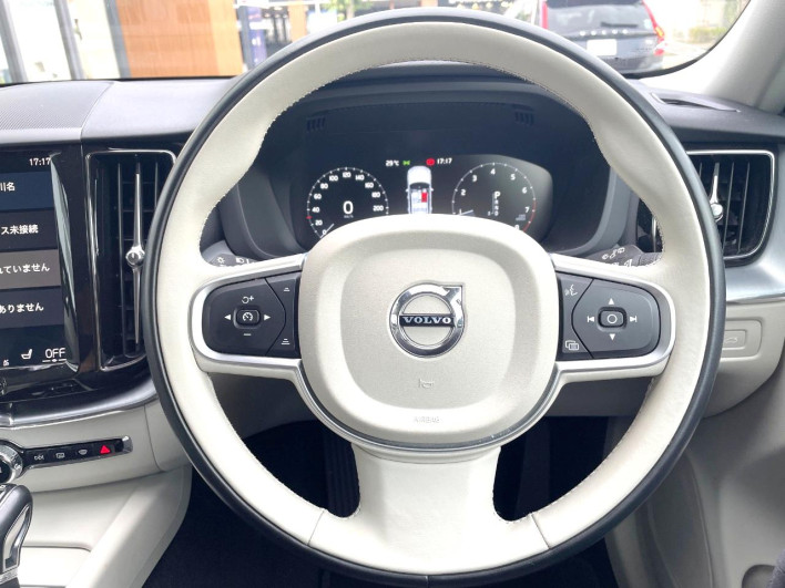 2018 Volvo XC60 DBA-UB420XC (UW-6a3605925ccec)[4]