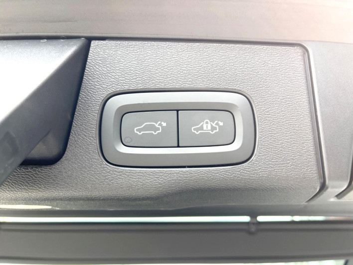 2021 Volvo XC60 5AA-UB420TXCM (UW-6a3605934a6f9)[20]