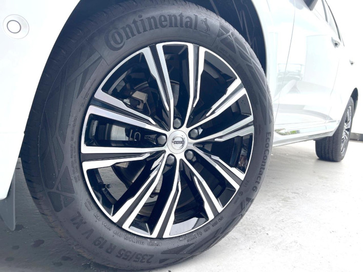 2021 Volvo XC60 5AA-UB420TXCM (UW-6a3605934a6f9)[4]