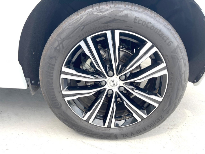 2021 Volvo XC60 5AA-UB420TXCM (UW-6a3605934a6f9)[5]