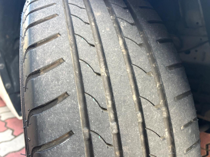 2015 Nissan Skyline DBA-YV37 (UW-6a3605952dd04)[4]
