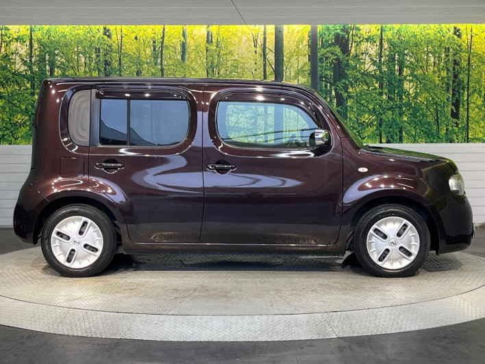 2015 Nissan Cube DBA-Z12 (UW-6a36059560993)[23]