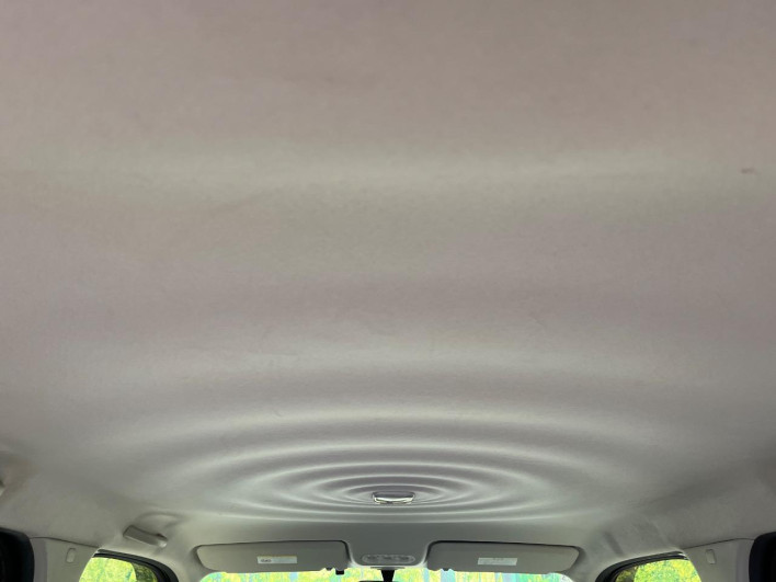 2015 Nissan Cube DBA-Z12 (UW-6a36059560993)[14]