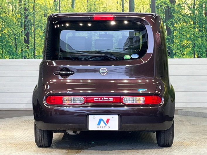 2015 Nissan Cube DBA-Z12 (UW-6a36059560993)[8]