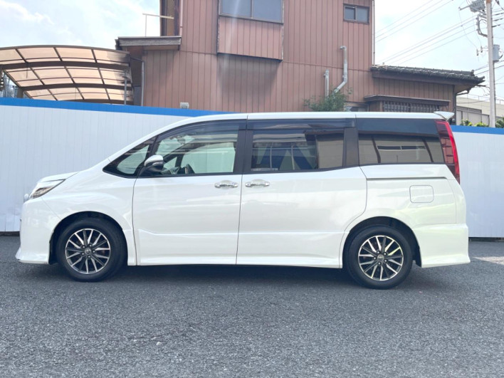 2014 Toyota Noah DBA-ZRR80W (UW-6a36059c3b612)[18]