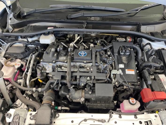 2022 Toyota Corolla Cross 6AA-ZVG11 (UW-6a3605ab1070a)[13]