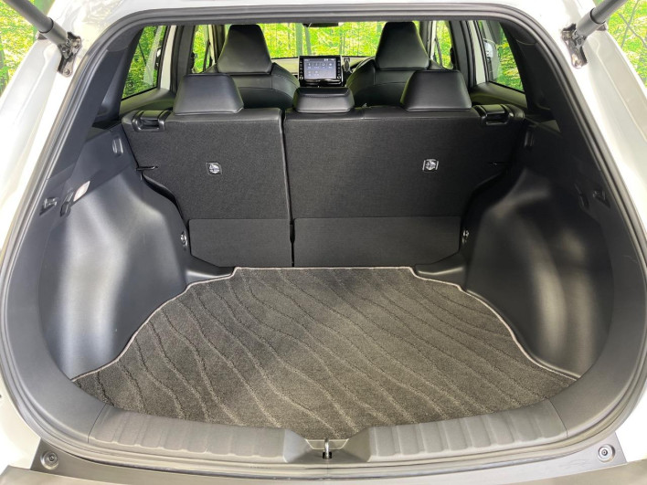 2023 Toyota Corolla Cross 6AA-ZVG11 (UW-6a3605ab5b80c)[24]