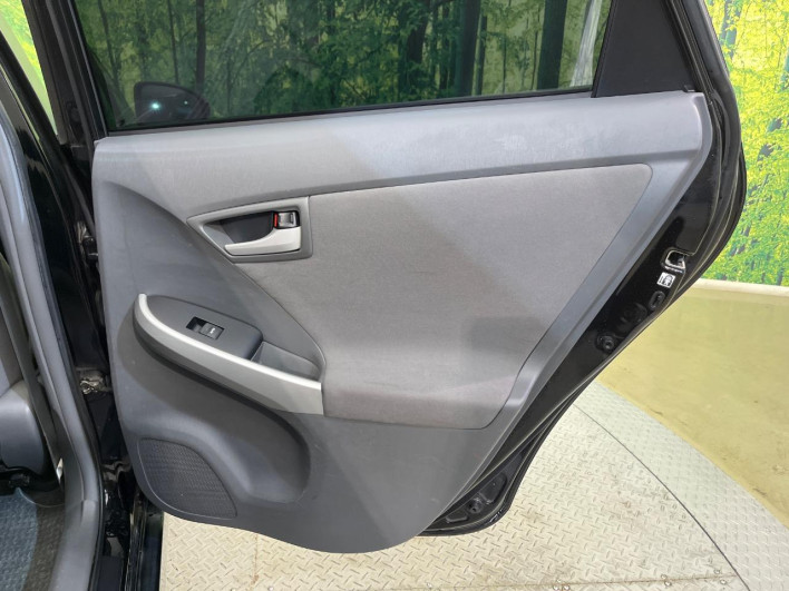 2011 Toyota Prius DAA-ZVW30 (UW-6a3605b3067eb)[17]