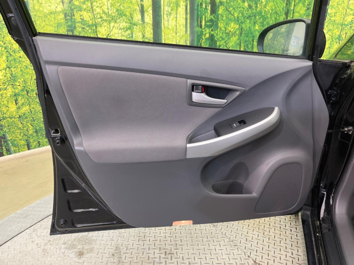 2011 Toyota Prius DAA-ZVW30 (UW-6a3605b3067eb)[9]