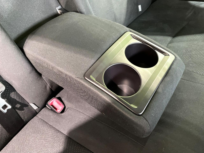 2013 Toyota Prius DAA-ZVW30 (UW-6a3605b3894cc)[29]