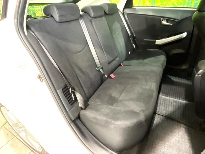 2013 Toyota Prius DAA-ZVW30 (UW-6a3605b3894cc)[28]